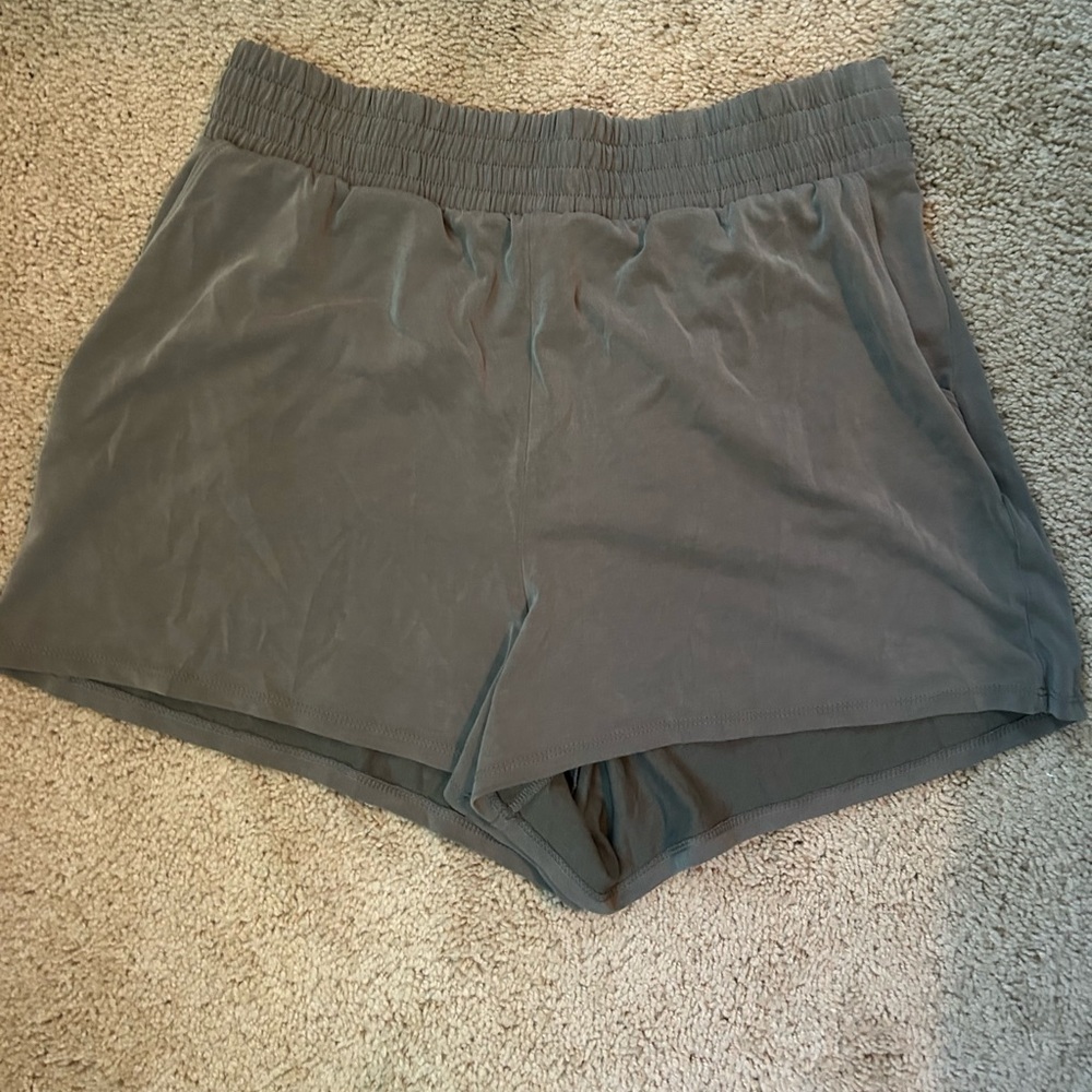 dark green shorts
